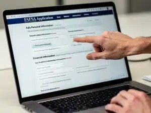 Online FAFSA application form on a computer screen
